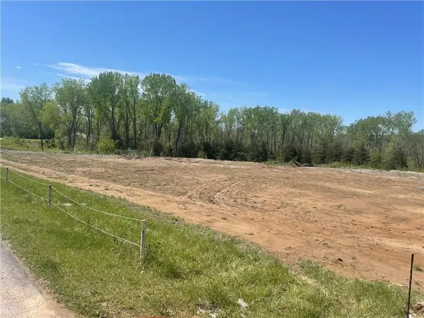 14500 E Kentucky RD, Independence, MO 64050
