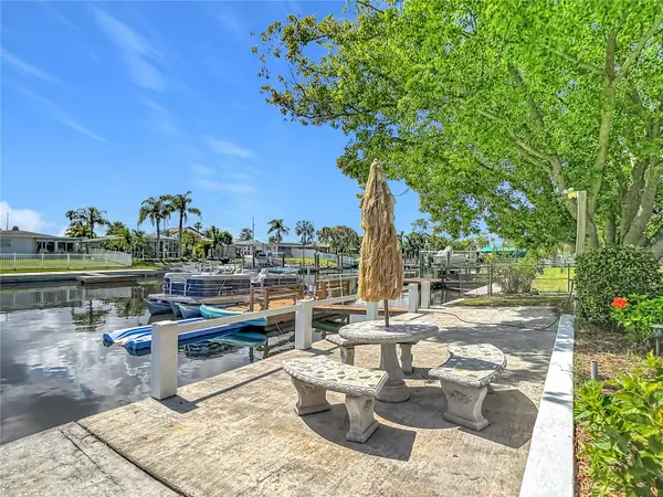 4237 HEADSAIL DR, New Port Richey, FL 34652