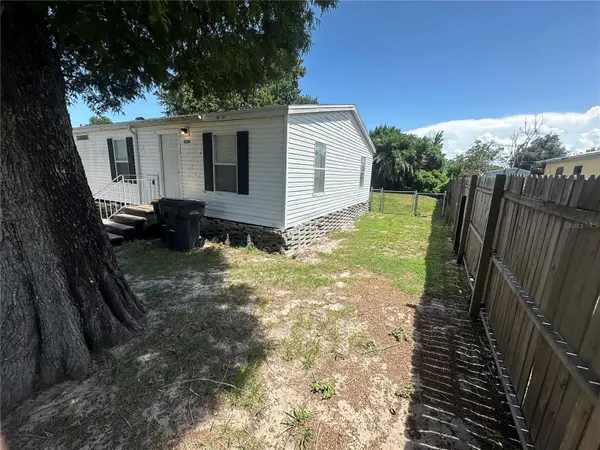 2594 MCINTOSH DR, Lakeland, FL 33815