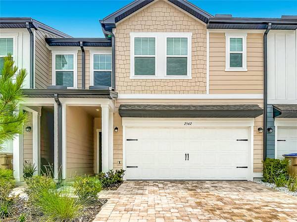 2542 GREY HAWK DR, Kissimmee, FL 34746