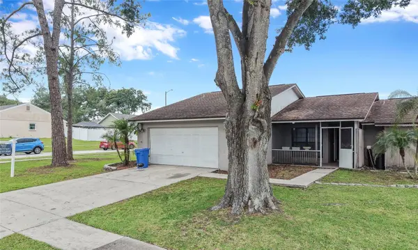 1702 SOUTHWIND DR, Brandon, FL 33510