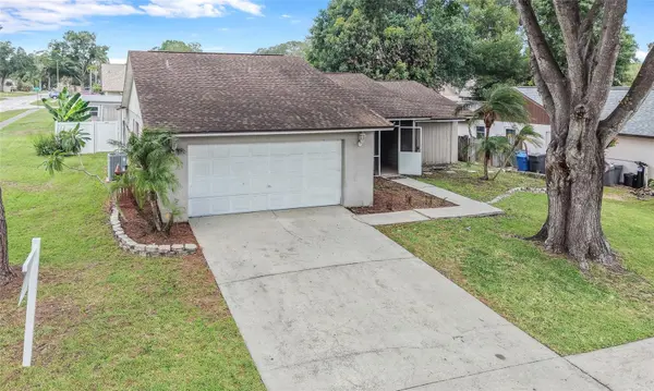 1702 SOUTHWIND DR, Brandon, FL 33510