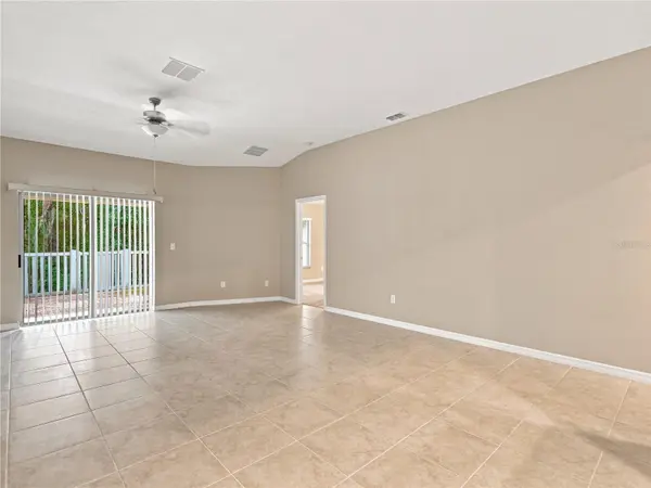 13432 CREST LAKE DR, Hudson, FL 34669