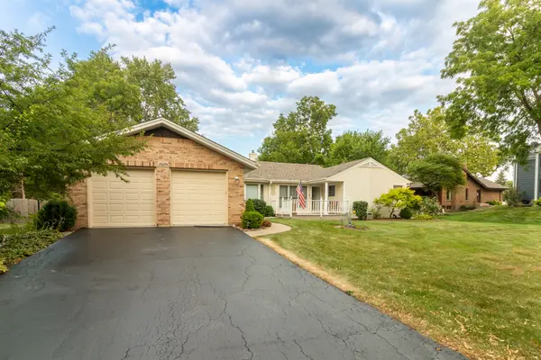 2470 Benton ST, Palatine, IL 60067