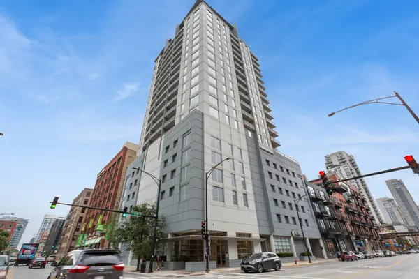 330 W GRAND AVE #1403, Chicago, IL 60654