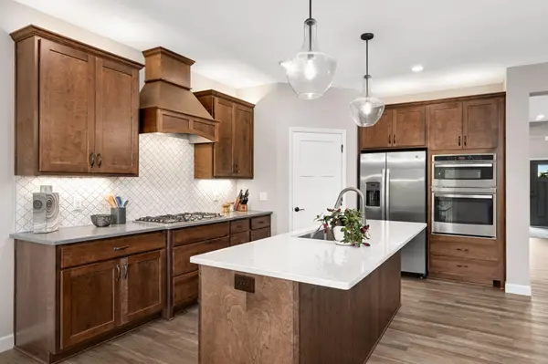 7816 Bridgewater CT, Greenfield, MN 55373