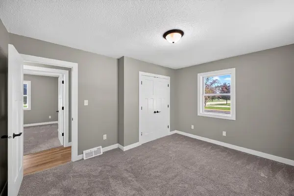610 Jefferson AVE SW, Eyota, MN 55934