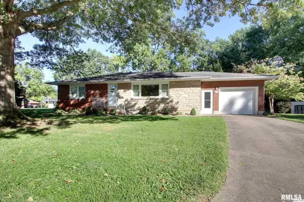 921 SANTA MARIA CT, Quincy, IL 62305