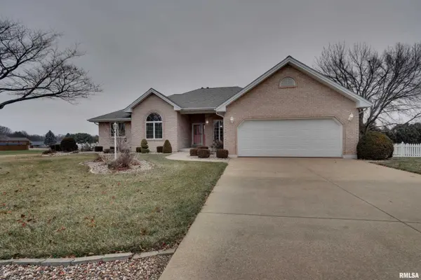1521 SILVERTHORNE DR, Quincy, IL 62305