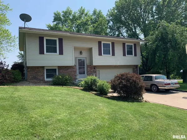 4712 LYNNWOOD CT, Quincy, IL 62305
