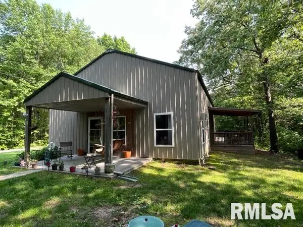 3748 STEWART LN, Marion, IL 62959