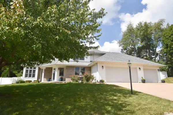 2318 W IMPERIAL DR, Peoria, IL 61614