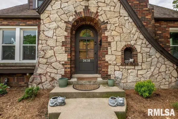 2638 W MOSS AVE, Peoria, IL 61604