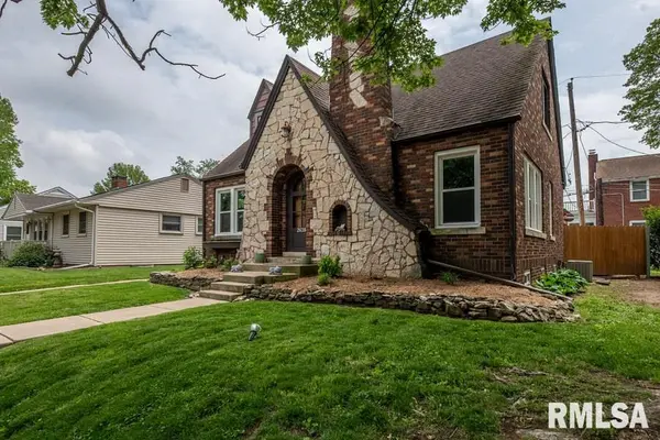 2638 W MOSS AVE, Peoria, IL 61604