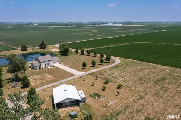 10461 LOCUST RD, Tremont, IL 61568