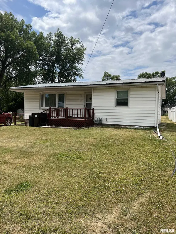 221 N JEFFERSON, Astoria, IL 61501