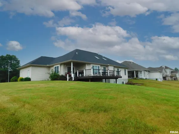 4626 S BAKER LN, Bartonville, IL 61607
