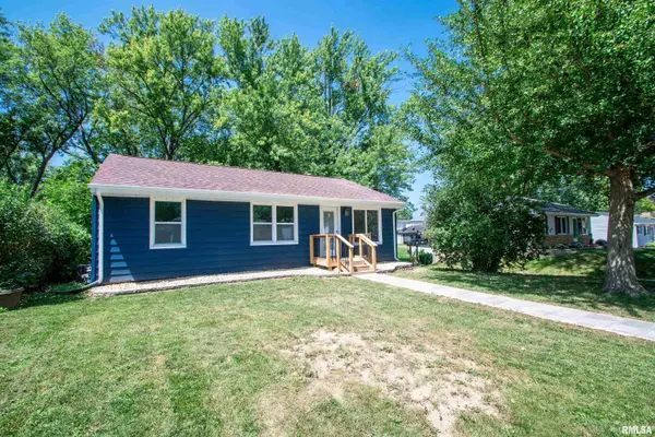 205 MONTEREY DR, Washington, IL 61571