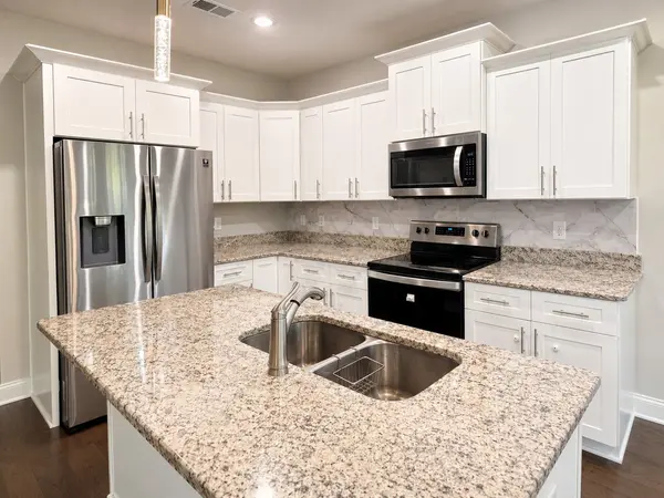 937 Mulberry Hill Pl, Antioch, TN 37013