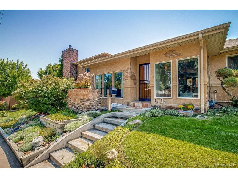 1010 E Dartmouth, Englewood, CO 80113