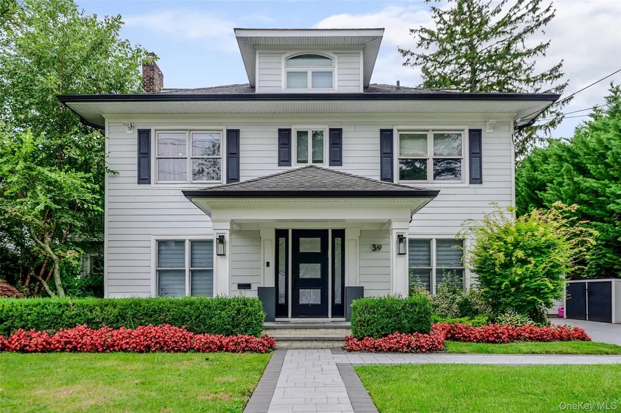 39 Burton AVE, Woodmere, NY 11598