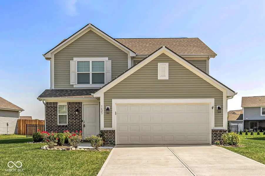 1623 N Regatta DR, Greenfield, IN 46140