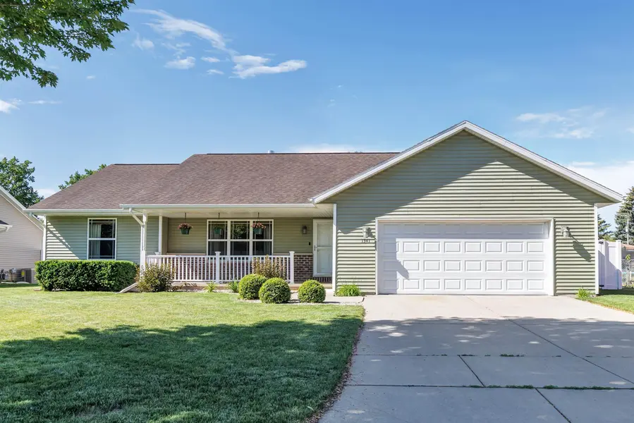 1341 HANNAH ST, Green Bay, WI 54303