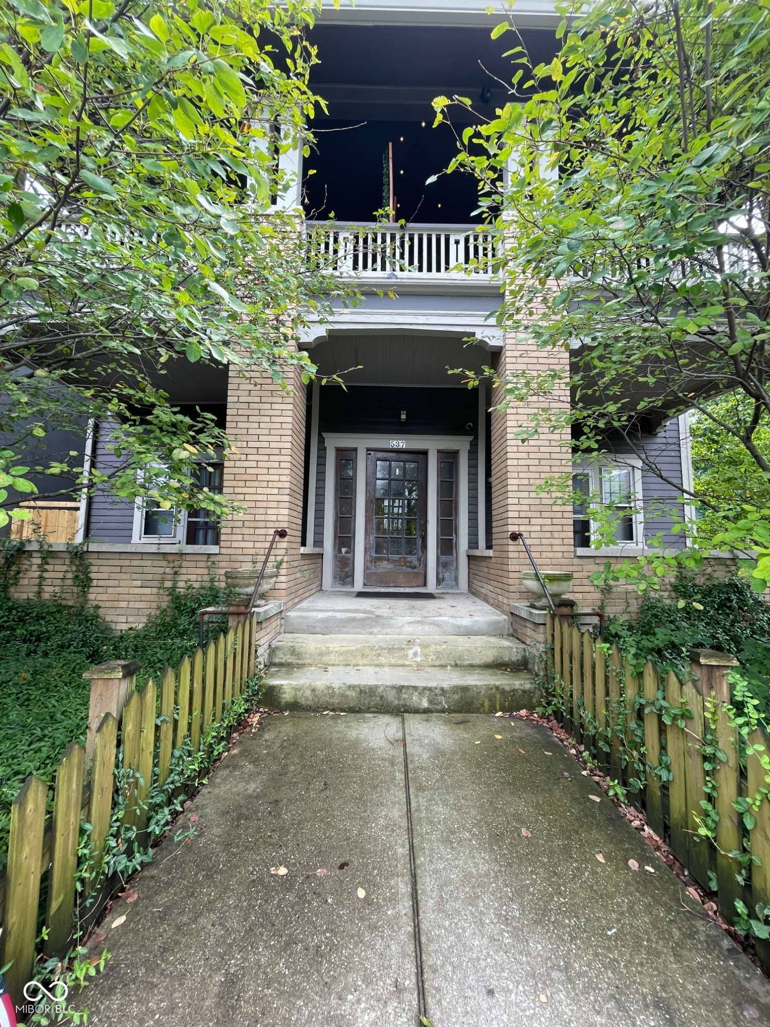 537 E 11th ST #2, Indianapolis, IN 46202