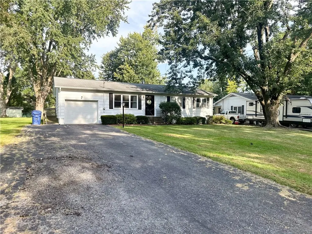 157 Hunt ST, Brookfield, MO 64628