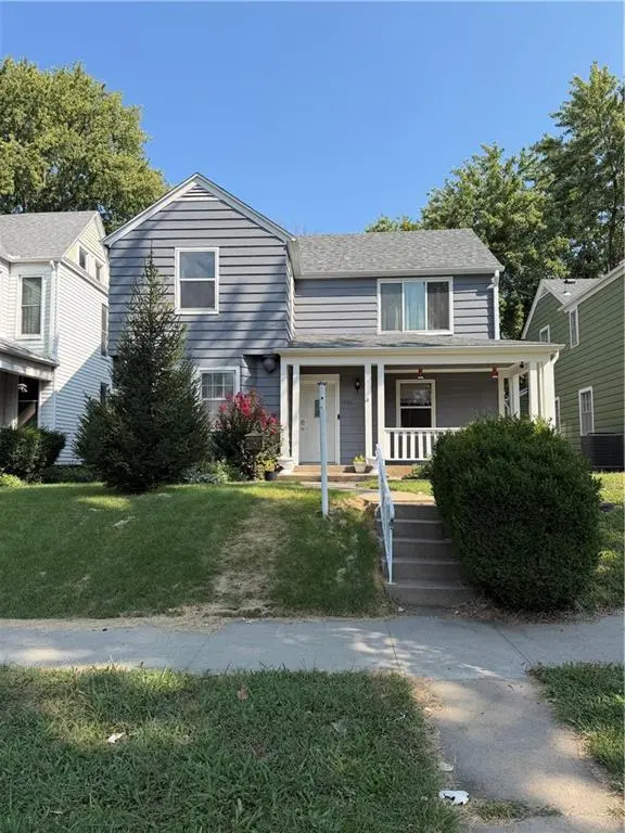 1006 W 7th ST, Sedalia, MO 65301