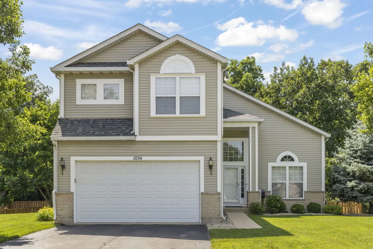 1034 Stephen CT, Aurora, IL 60502