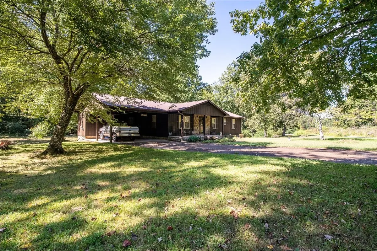 772 Mink Branch Rd, Waynesboro, TN 38485
