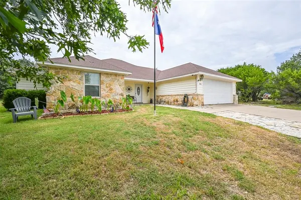 4010 Iron Horse Trail, Granbury, TX 76048