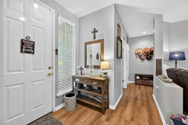104 Purple Sage DR, Georgetown, TX 78633
