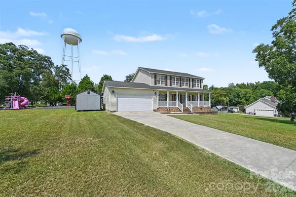 204 Rowland AVE, Heath Springs, SC 29058