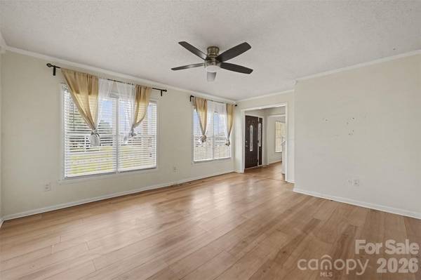 204 Rowland AVE, Heath Springs, SC 29058