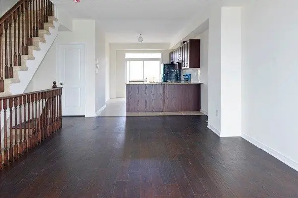 6 Harper Hill DR #Main & Upper, Ajax, ON L1T 0J9