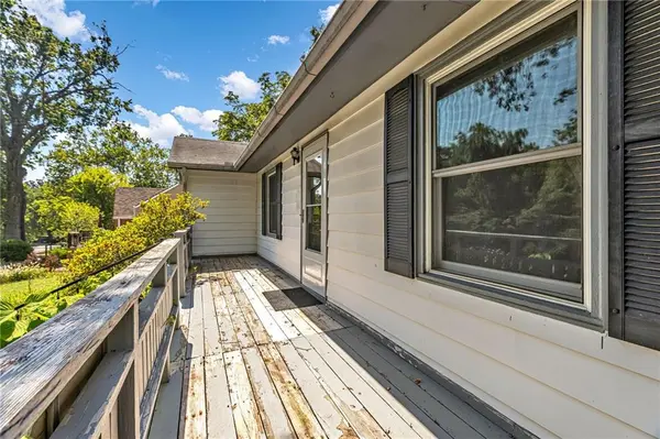 5530 N Spruce AVE, Kansas City, MO 64119