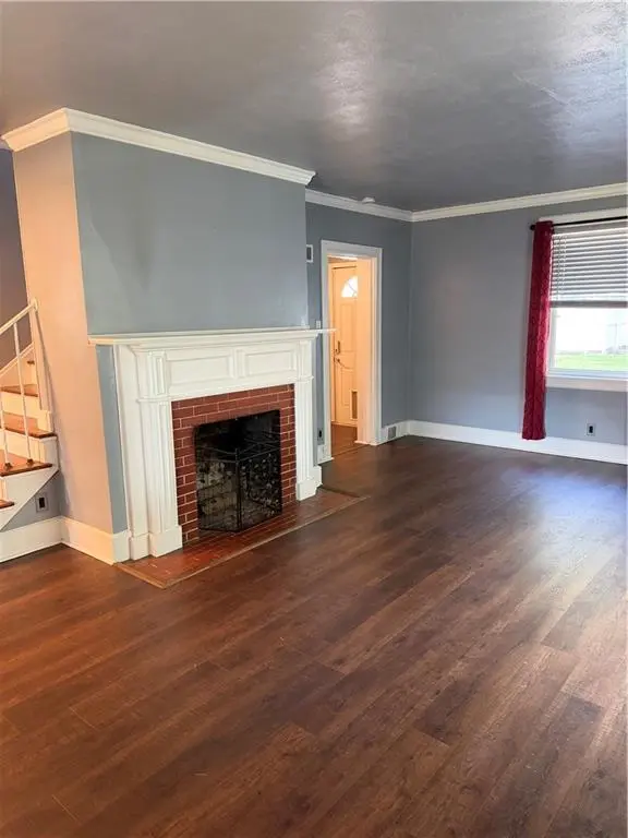 1006 W 7th ST, Sedalia, MO 65301