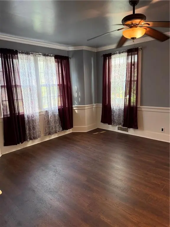 1006 W 7th ST, Sedalia, MO 65301