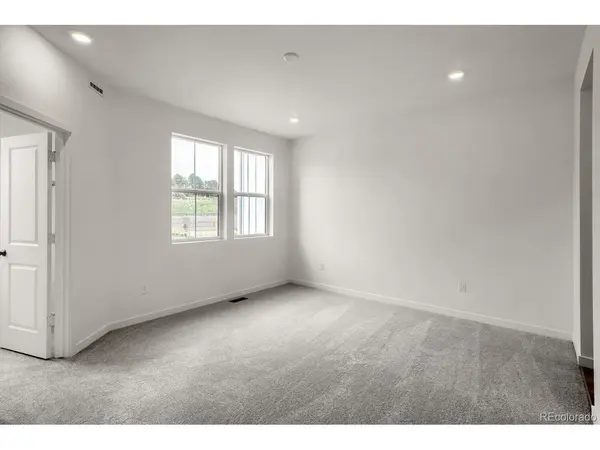 7675 S Mobile, Centennial, CO 80016