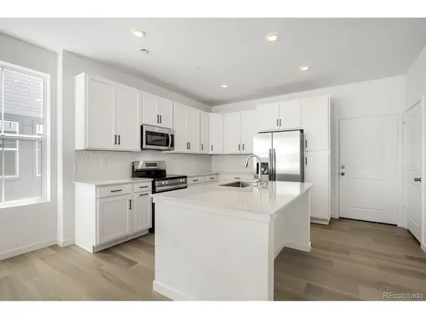 7635 S Mobile, Centennial, CO 80016