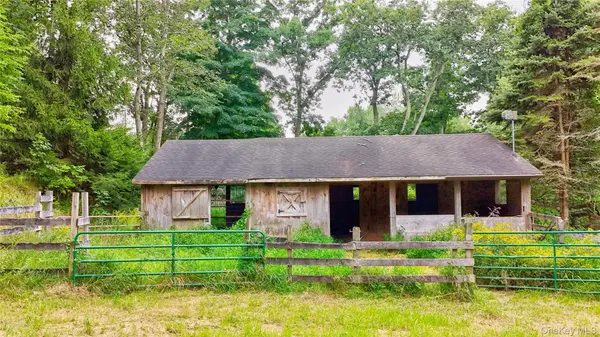 18 Continental RD, Warwick, NY 10990
