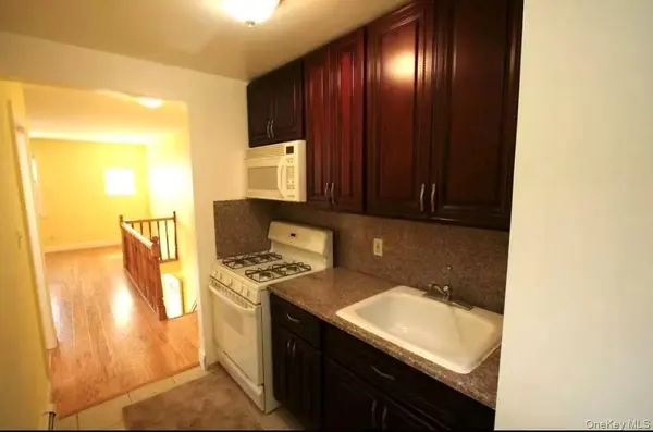 1029 115th ST, College Point, NY 11356