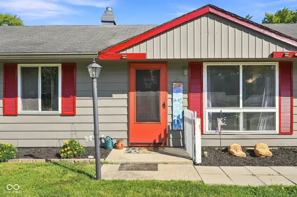 206 Parkview CT, Franklin, IN 46131