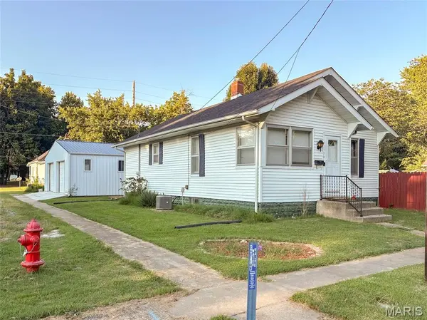 701 E Chestnut ST, Gillespie, IL 62033