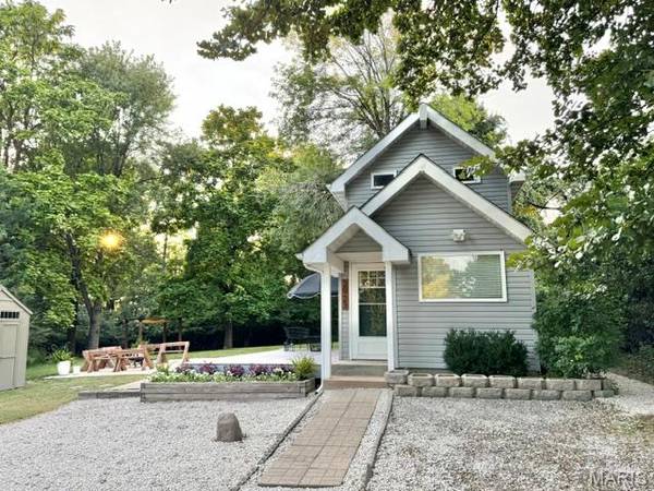2923 Adie RD, Unincorporated, MO 63074