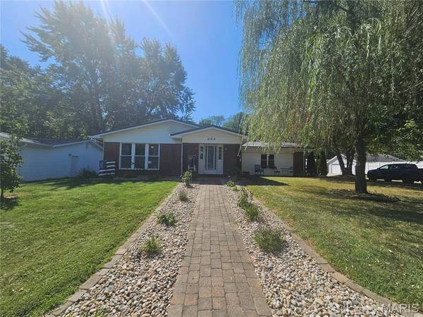 304 Edna LN, Sparta, IL 62286