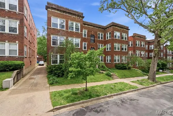 6306 Southwood AVE #3E, Clayton, MO 63105