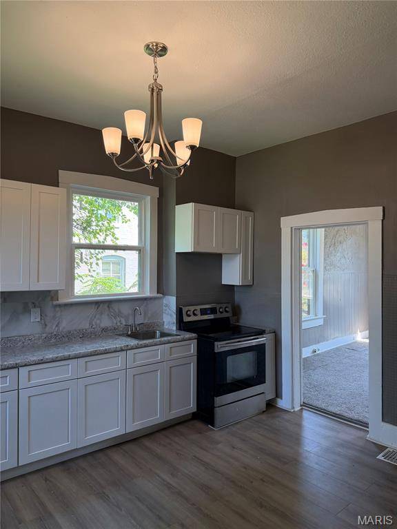 509 N Jackson ST, Belleville, IL 62220